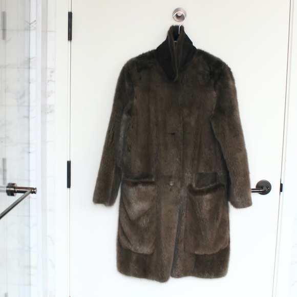 Yves Salomon *Reversible* Sheared Mink/Suede Coat, size 38. *Worn twice* - Picture 1 of 16